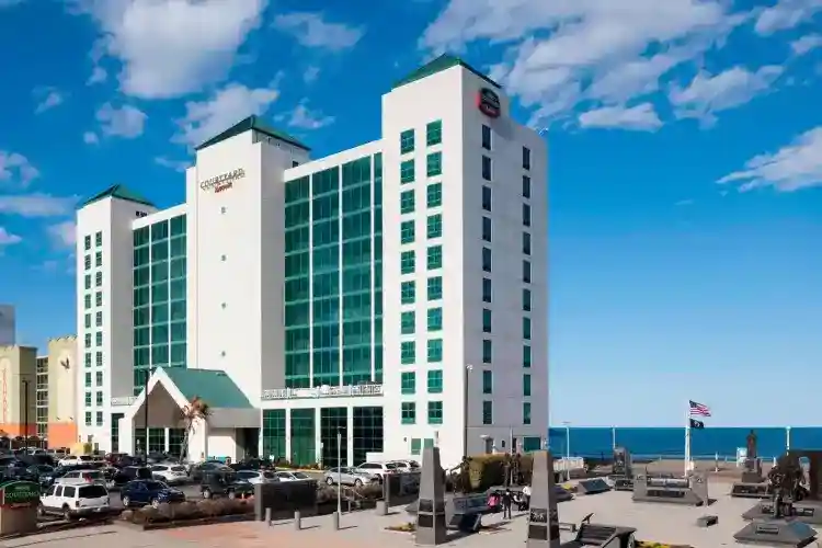 Courtyard by Marriott Virginia Beach frente al mar/sur, North Virginia Beach: -49% durante el día - Dayuse.com